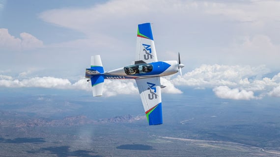 Extra 300 UPRT 