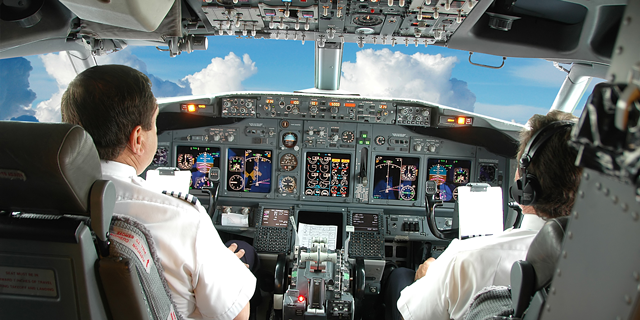 crew-crm-cockpit-simulator-feat-1