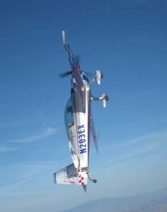 APS Extra 300L Nose High